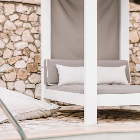 Jasmine By Dandelion Villa Gaios